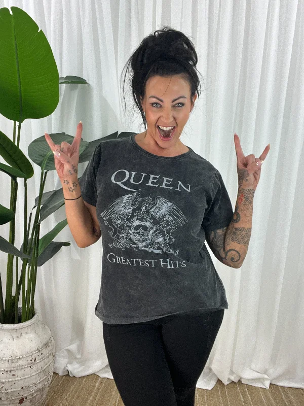 casual shift dressThe Queen Band Tee