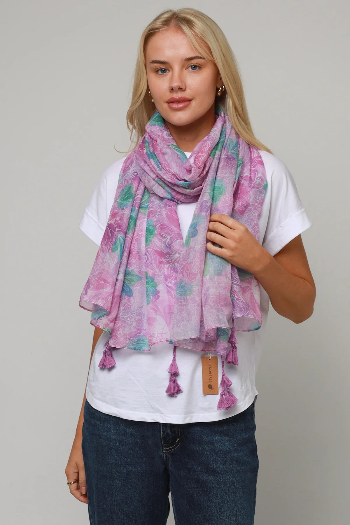 chic shift dressCrystal  Scarf