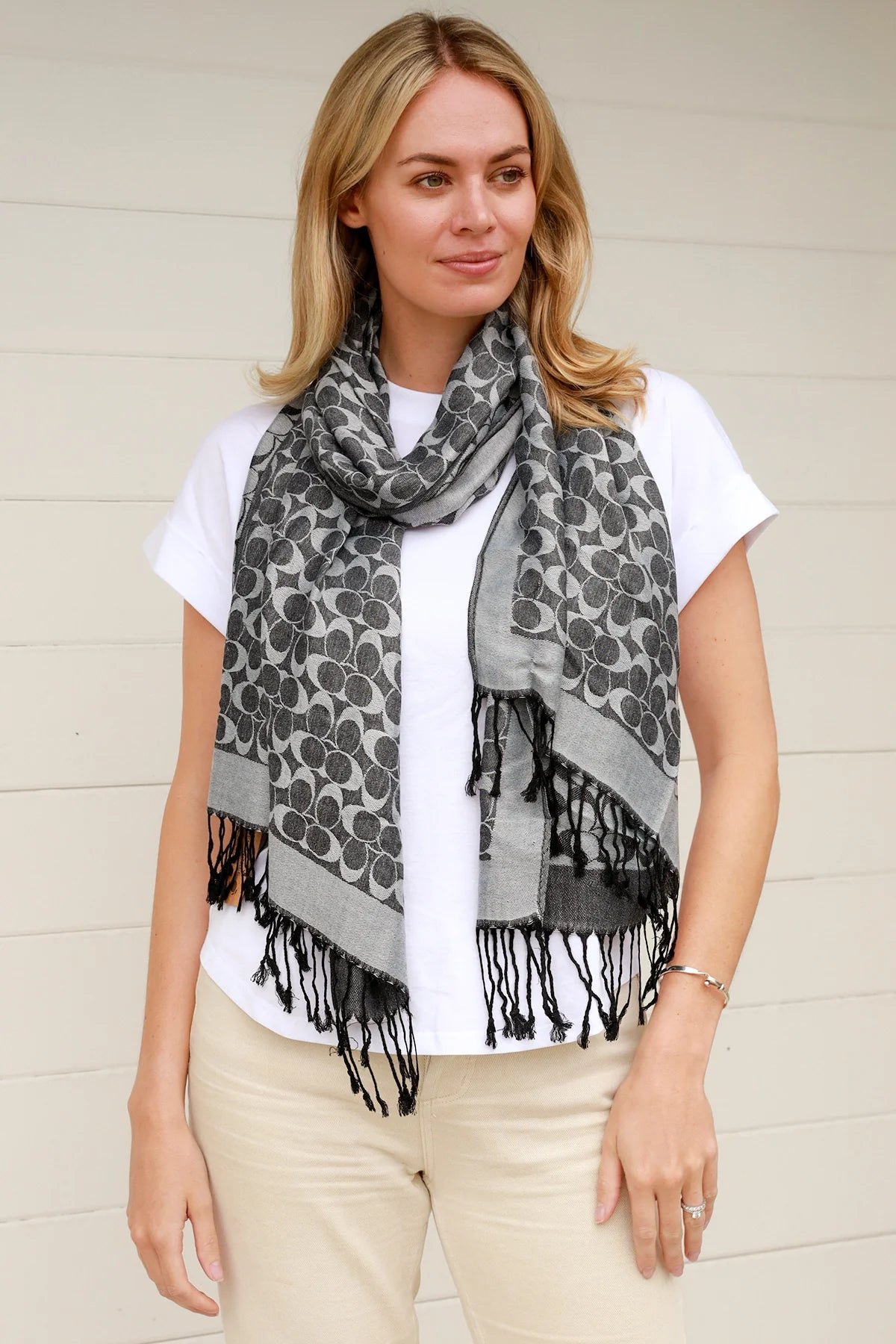 vintage-inspired dressOmni Scarf Grey/Black