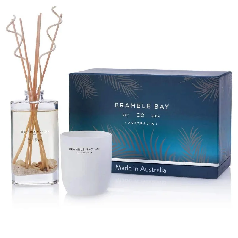 minimalistic dressNight Breeze - Votive and Diffuser Gift Set