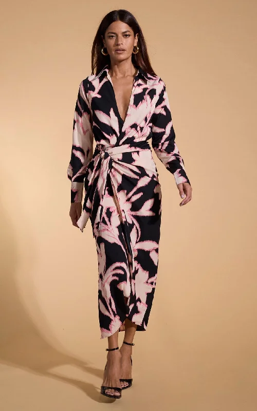 Special Buy Frankie Wrap Dress in Beige on Black Ikat